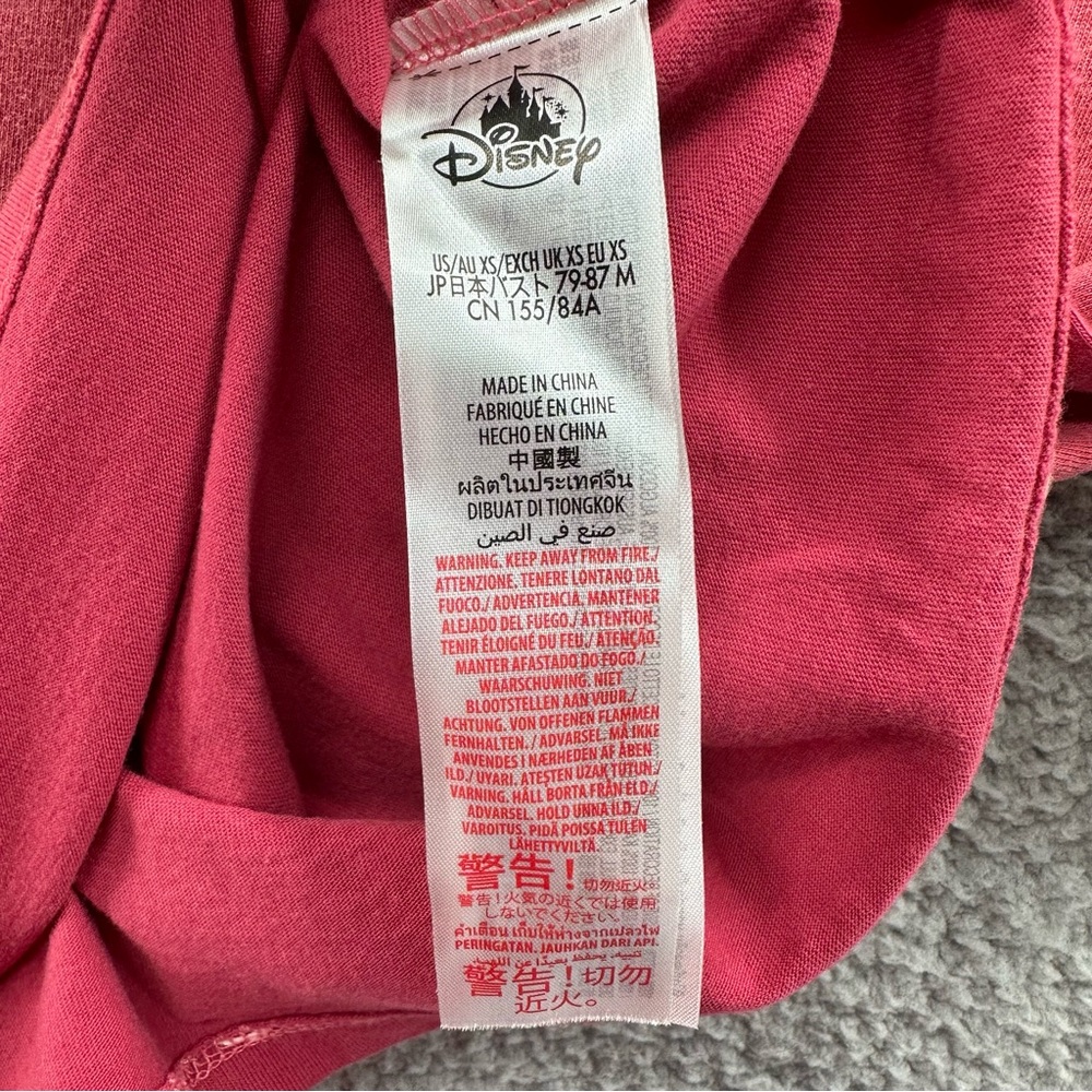 Disney Store Minnie Mouse Print Tee Shirt - Picture 6 of 8